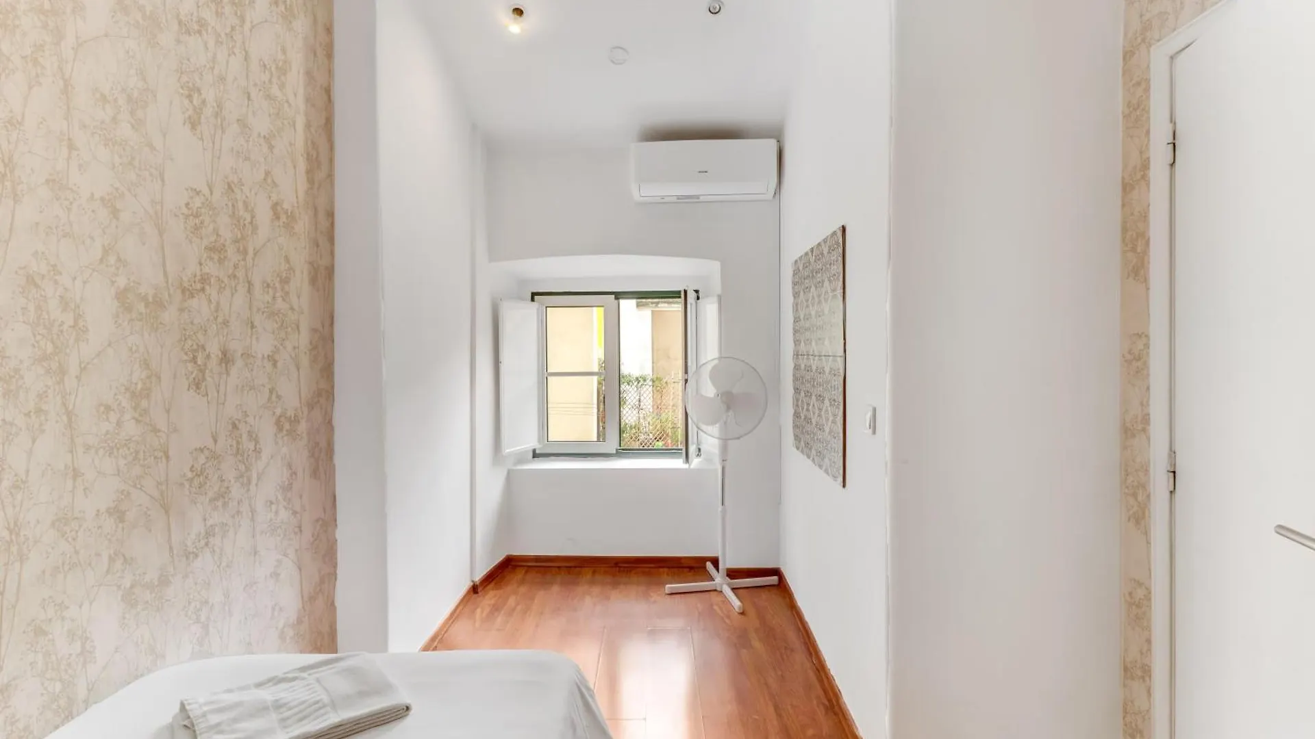 Liberty Duplex Apartment Lisbon